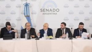 Se espera que la Ley Bases sea tratada en el Senado.