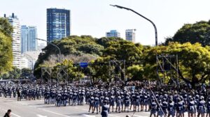 El Gobierno organizó un desfile cívico-militar en Ciudad Autónoma de Buenos Aires.