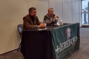 Los representantes hablaron de la importancia de la raza en nuestro país.